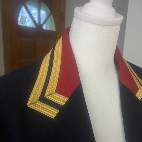 Ralph Lauren Purple Label vintage navy blazer women’s sz 8 gold and red detail - Picture 3 of 7